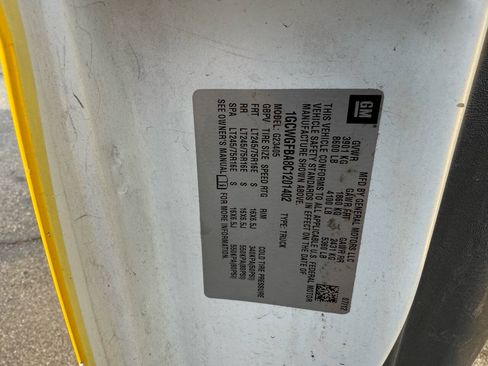 Used 2012 Chevrolet Express 2500 RWD image 6