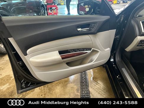 Used 2016 Acura TLX V6 SH-AWD w/ Technology Pkg image 10