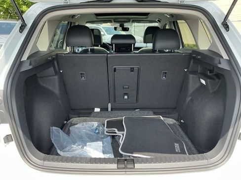 New 2026 Volkswagen Taos SE FWD image 15