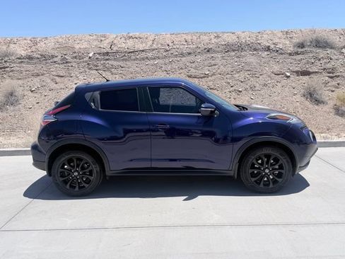 Used 2015 Nissan Juke S FWD image 4