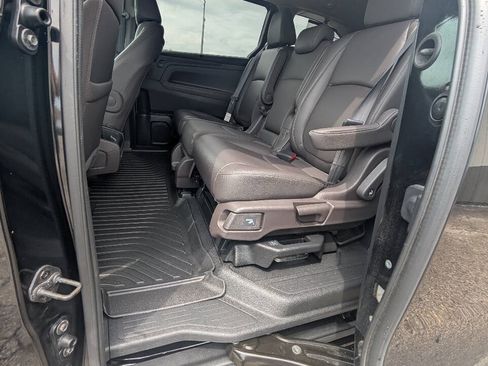 Used 2019 Honda Odyssey Touring image 23