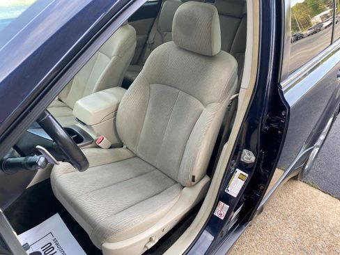 Used 2012 Subaru Outback 2.5i Premium AWD/4WD image 14