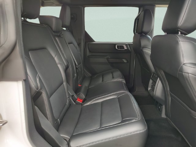 Used 2026 Ford Bronco Outer Banks AWD/4WD image 31