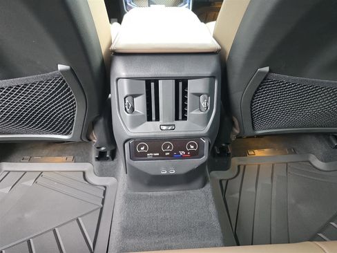 Used 2025 BMW X3 xDrive30i w/ Premium Package image 21