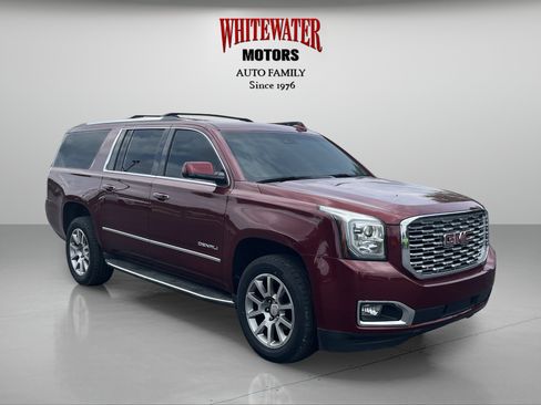 Used 2020 GMC Yukon XL Denali AWD/4WD image 7