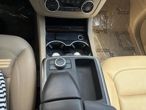 Used 2015 Mercedes-Benz ML 350 2WD image 33