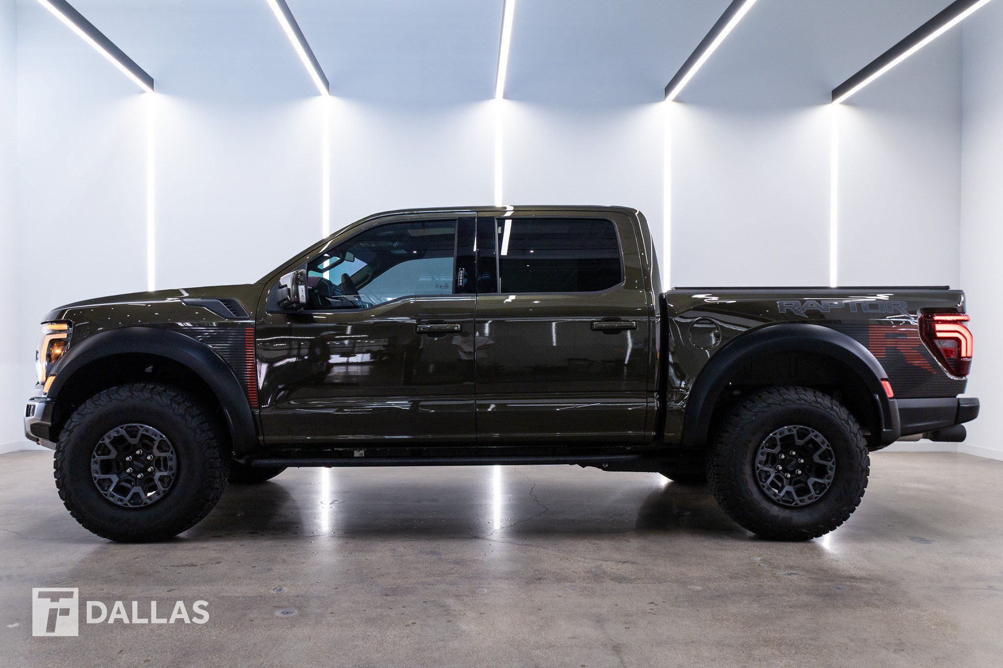 Used 2026 Ford F150 Raptor w/ Equipment Group 803A Raptor R AWD/4WD image 1