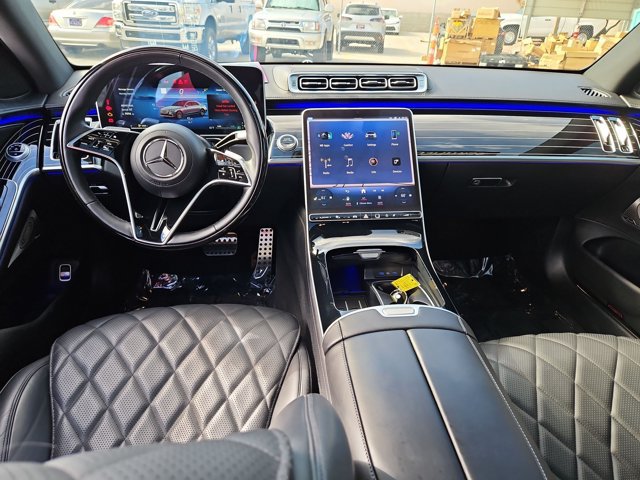 Used 2025 Mercedes-Benz S 580 4MATIC Sedan image 19