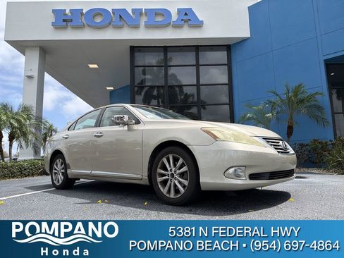 Used 2011 Lexus ES 350 FWD image 1