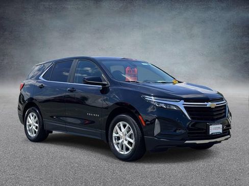 Used 2024 Chevrolet Equinox LT FWD image 1