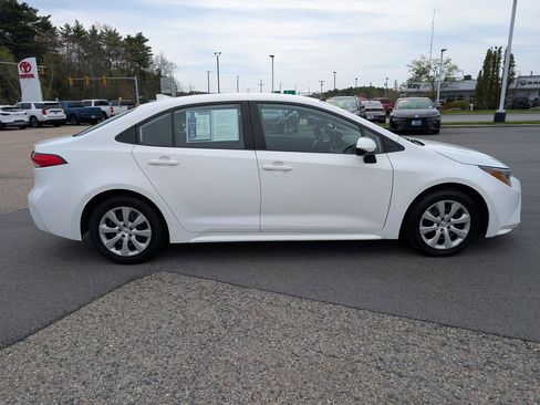 Used 2023 Toyota Corolla LE FWD image 7