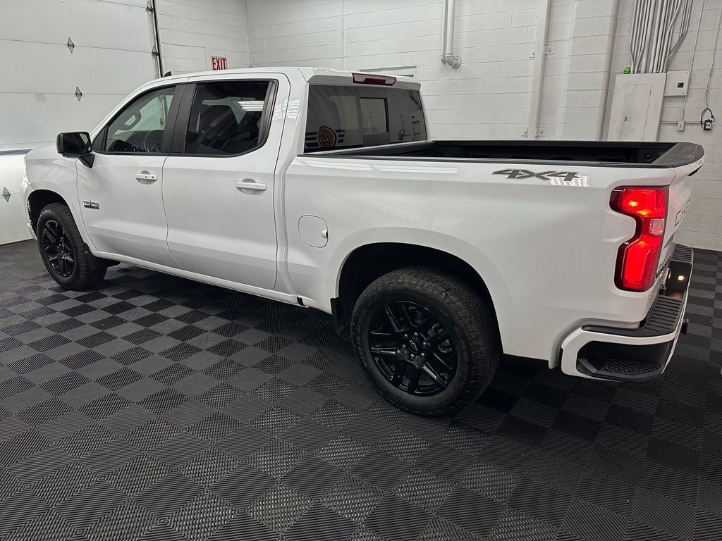 Used 2025 Chevrolet Silverado 1500 RST AWD/4WD image 6