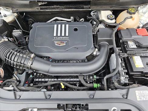 Used 2022 Cadillac XT5 Premium Luxury w/ LPO, Floor Liner Package image 22