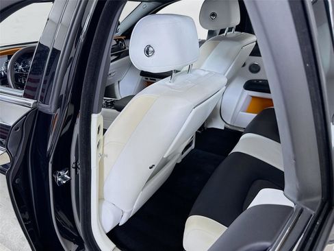Used 2022 Rolls-Royce Ghost w/ Ghost Package image 27
