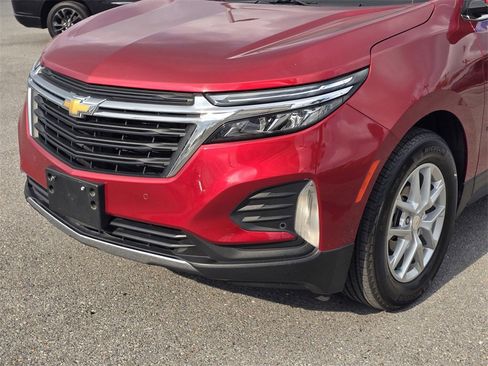 Used 2023 Chevrolet Equinox LT image 10