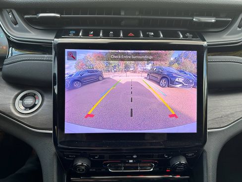 Used 2024 Jeep Grand Cherokee Limited 4xe image 14