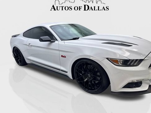 Used 2016 Ford Mustang GT Premium w/ Equipment Group 401A RWD image 12