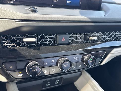 Used 2025 Honda Accord EX-L image 29