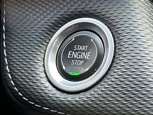 Used 2025 Chevrolet Equinox LT image 34