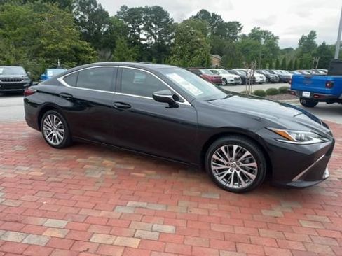 Used 2021 Lexus ES 350 w/ Premium Package FWD image 4