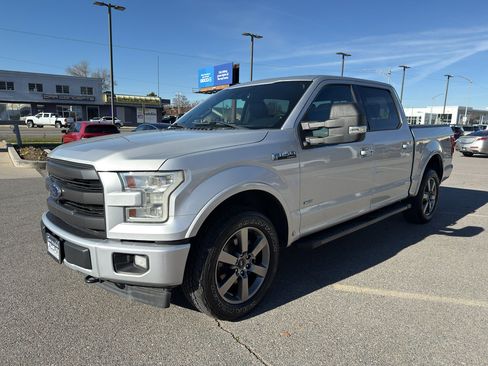 Used 2017 Ford F150 Lariat w/ Equipment Group 502A Luxury image 3
