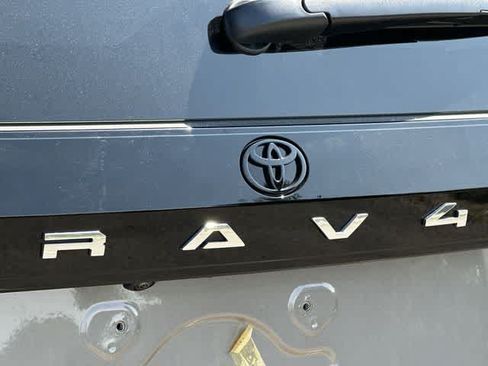 Used 2026 Toyota RAV4 LE AWD/4WD image 17