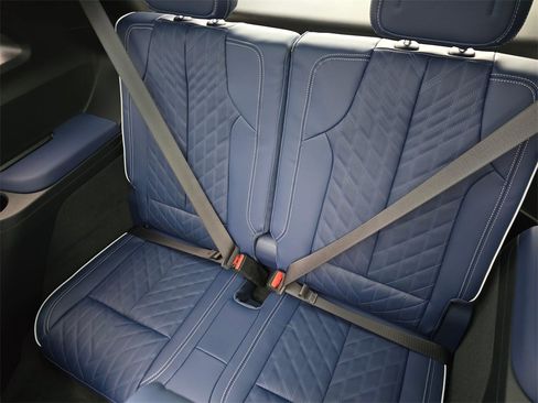 New 2026 Cadillac Vistiq Premium Luxury image 20