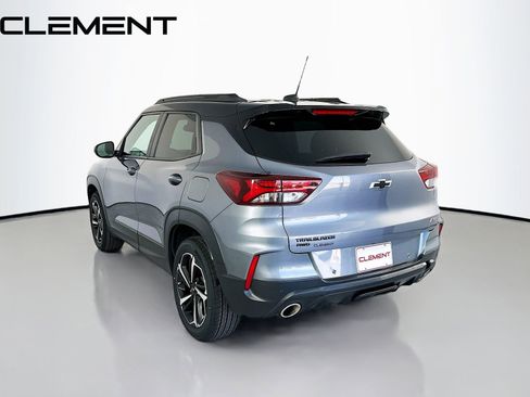Used 2022 Chevrolet TrailBlazer RS w/ Sun and Liftgate Package AWD/4WD image 10