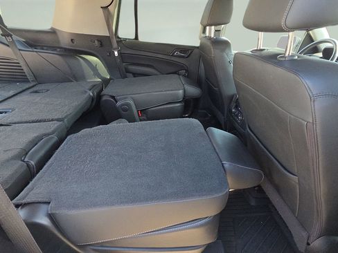 Used 2020 GMC Yukon SLT w/ Open Road Package image 36