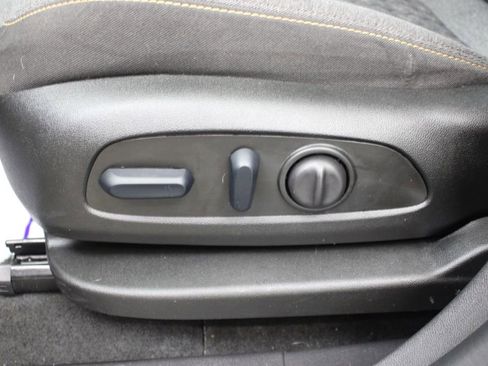 Used 2024 Chevrolet Equinox LT AWD/4WD image 18