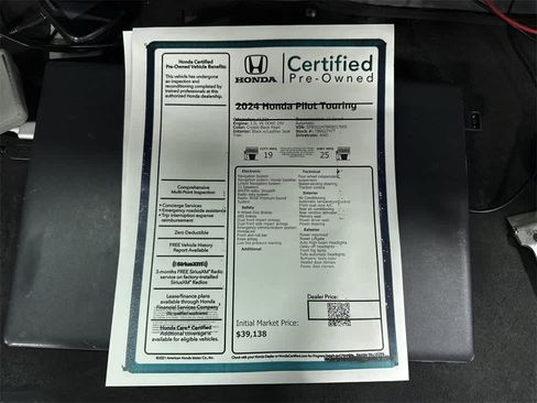 Used 2024 Honda Pilot Touring image 13