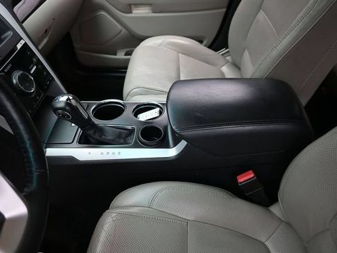 Used 2012 Ford Explorer Limited FWD image 27