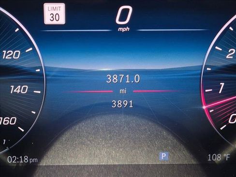 Used 2024 Mercedes-Benz CLE 300 4MATIC Coupe image 8