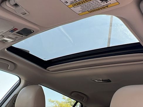 Used 2018 Subaru Outback 3.6R Limited AWD/4WD image 33