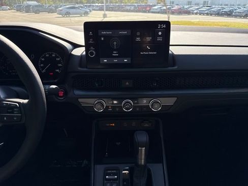 Used 2026 Honda CR-V LX image 17