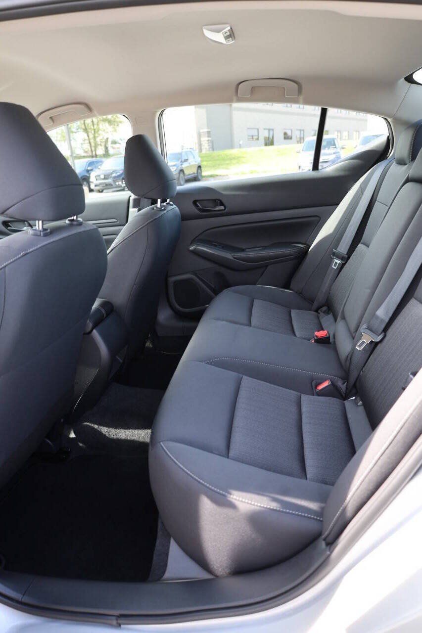 Used 2026 Nissan Altima 2.5 SV FWD image 17