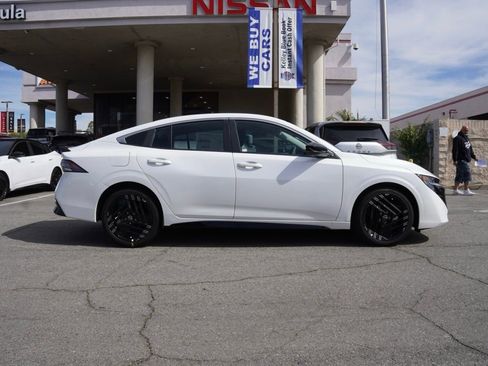 New 2026 Nissan Sentra SR image 3