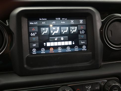 Used 2019 Jeep Wrangler Unlimited Sport AWD/4WD image 16