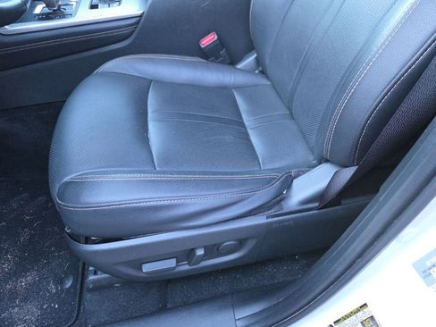 Used 2025 MAZDA CX-70 3.3 Turbo w/ Preferred Package image 8