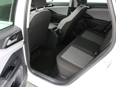 Used 2022 Volkswagen Taos S FWD image 25
