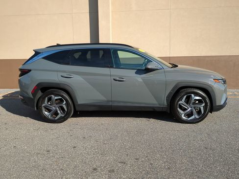 Certified 2024 Hyundai Tucson Limited image 3