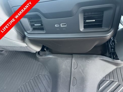 Used 2024 Chevrolet Silverado 1500 LT Trail Boss w/ LT Trail Boss Premium Package image 12