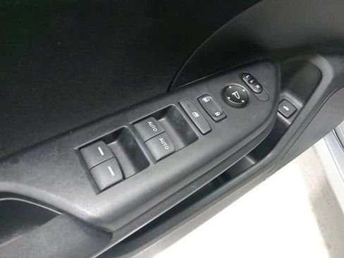 Used 2020 Honda Civic EX image 24