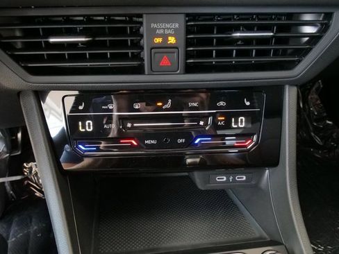 New 2025 Volkswagen Jetta Sport image 21