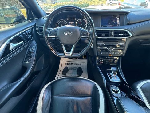 Used 2017 INFINITI QX30 Sport w/ Sport Leather Package image 14