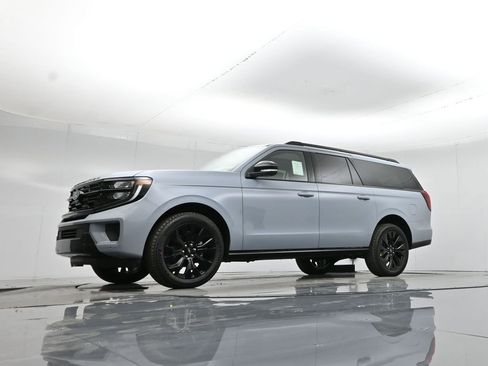 New 2025 Ford Expedition Max Platinum w/ Stealth Appearance Package image 46