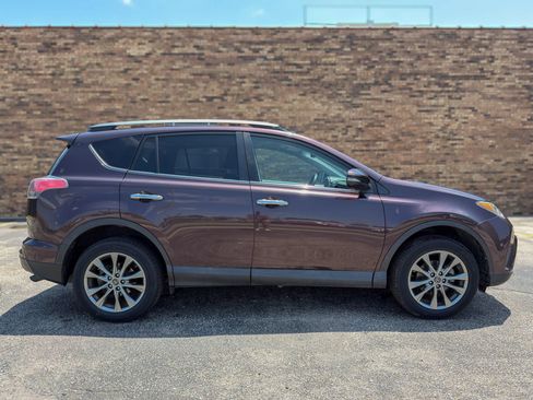 Used 2017 Toyota RAV4 Limited FWD image 9