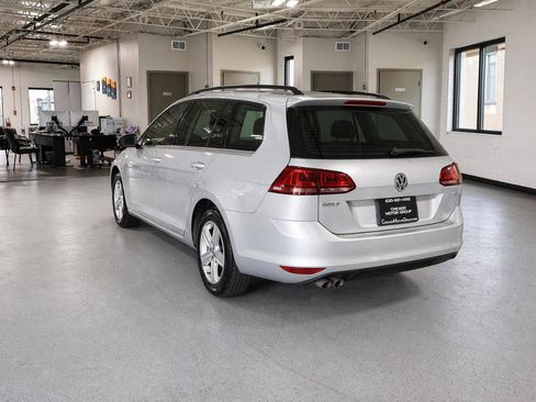 Used 2015 Volkswagen Golf TDI SEL FWD image 5