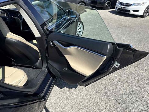 Used 2012 Tesla Model S Performance RWD image 23
