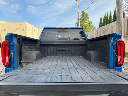 Used 2023 GMC Sierra 1500 AT4 w/ Technology Package AWD/4WD image 20